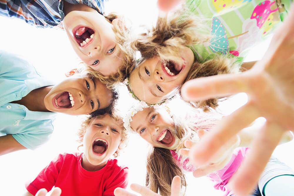 Aktionstage - Kinder spielen ausgelassen